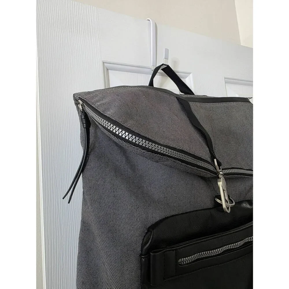 Lululemon Kickin' It Backpack Black / Slate / Black $118